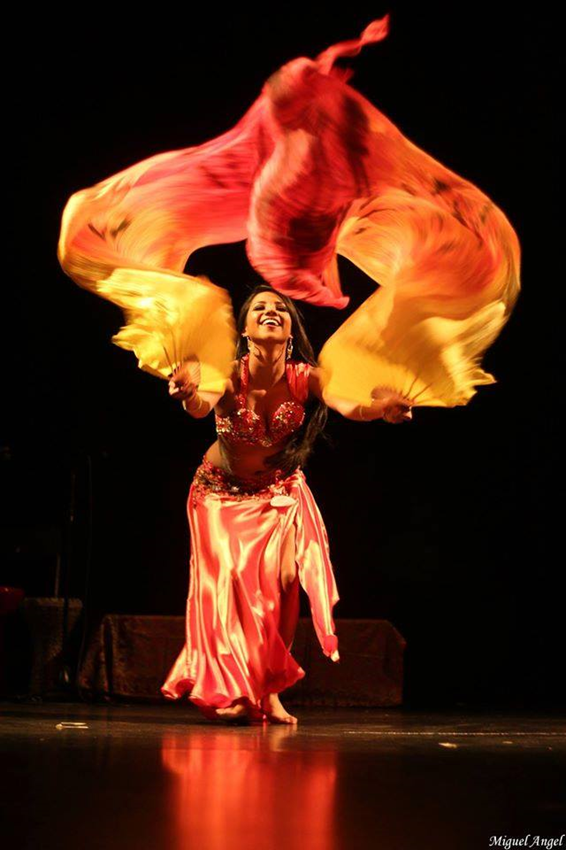 Maquilladora arabe profesional danza oriental